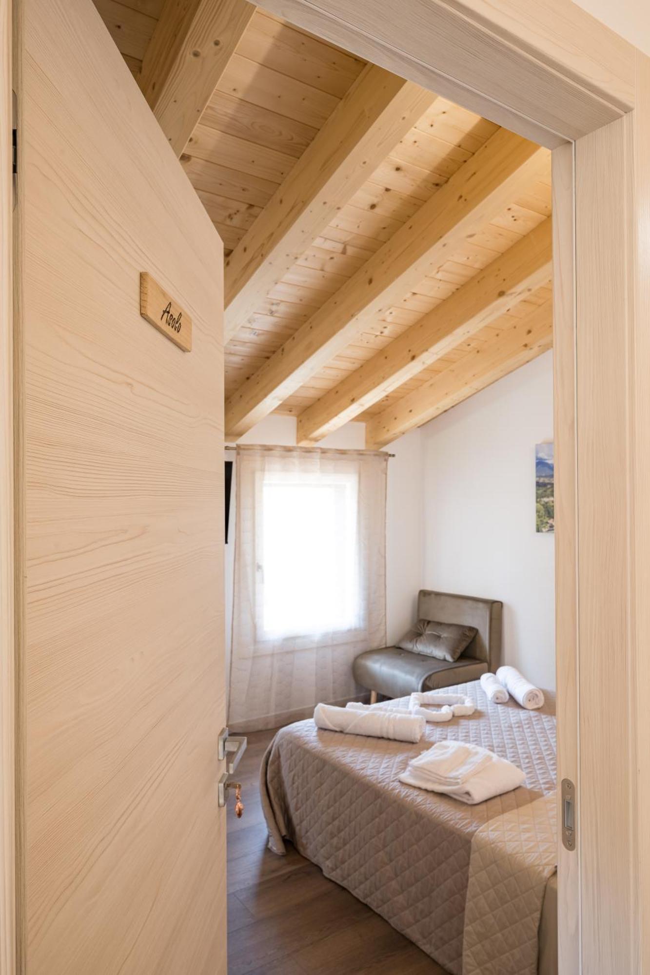 Fienile Nonna Elide Hotel Altivole  ภายนอก รูปภาพ