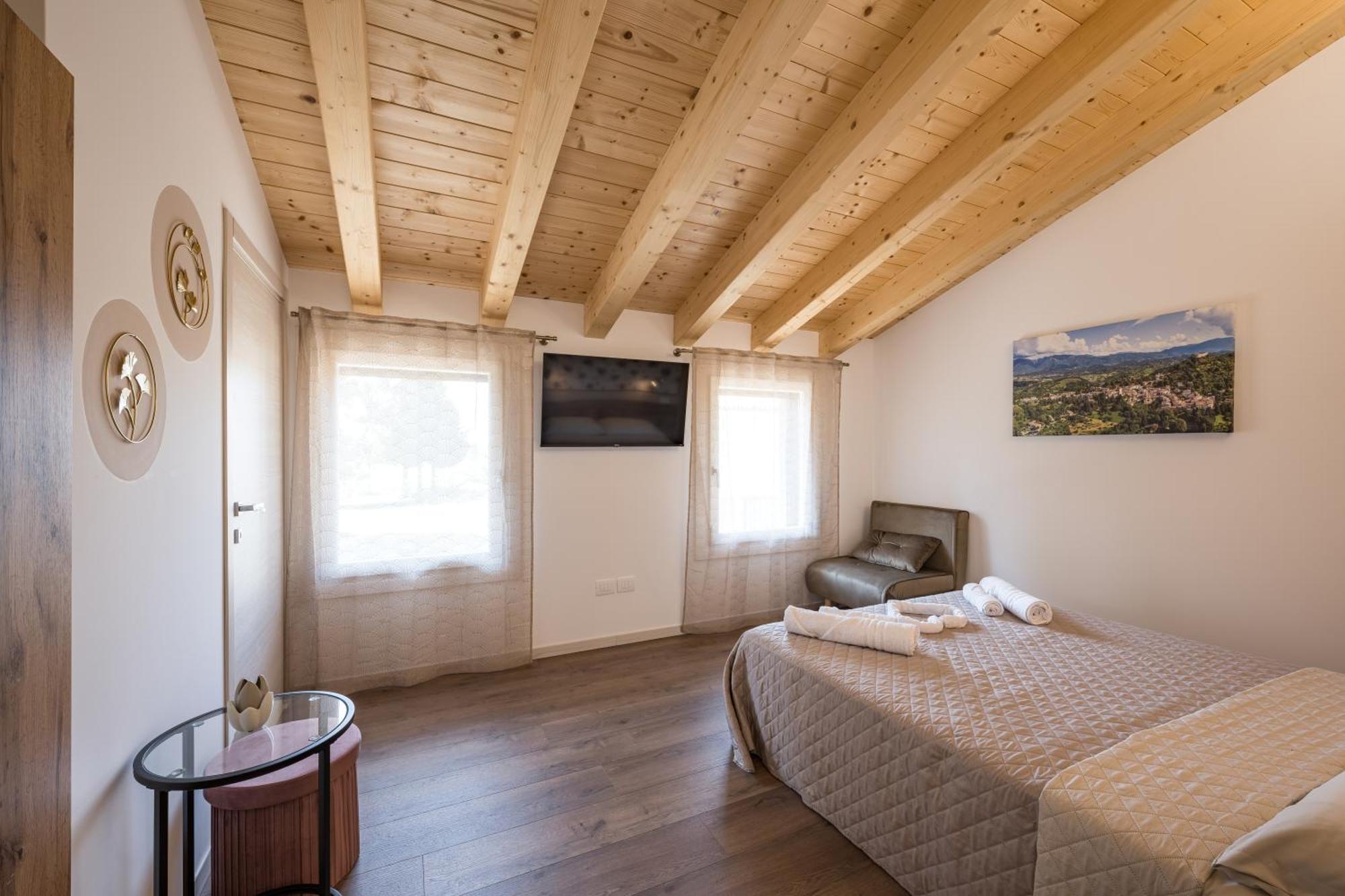 Fienile Nonna Elide Hotel Altivole  ภายนอก รูปภาพ