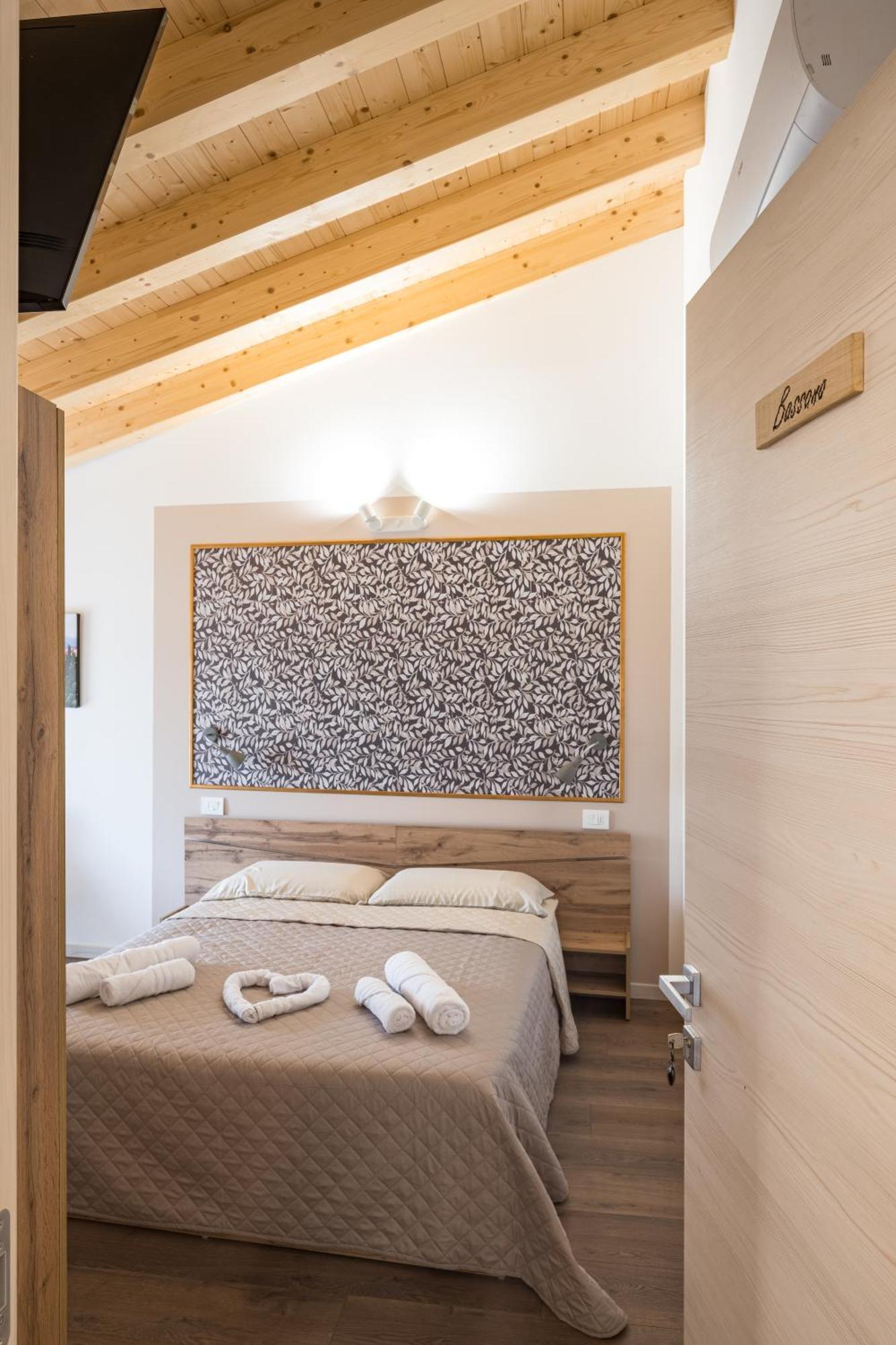 Fienile Nonna Elide Hotel Altivole  ภายนอก รูปภาพ