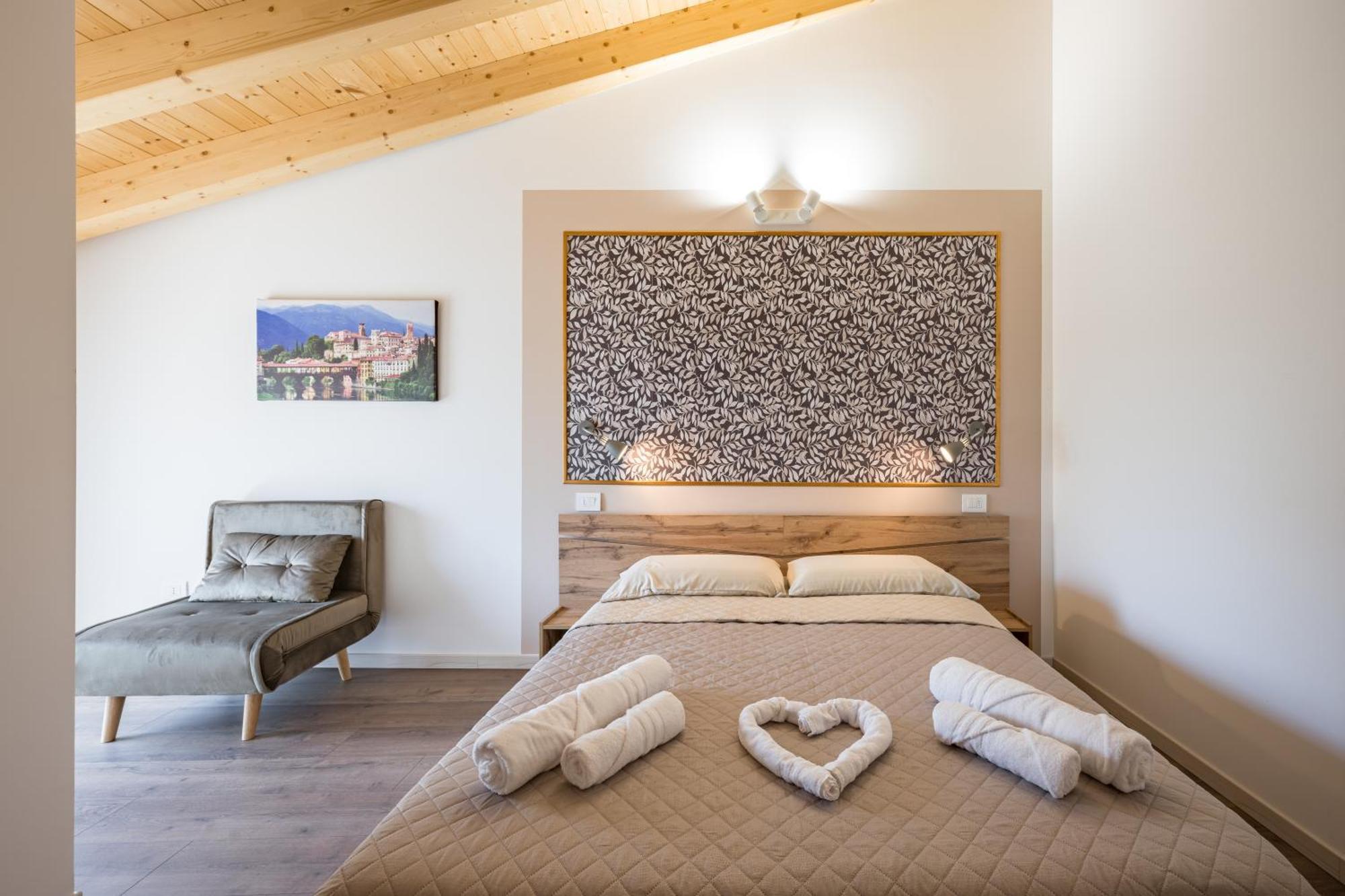Fienile Nonna Elide Hotel Altivole  ภายนอก รูปภาพ